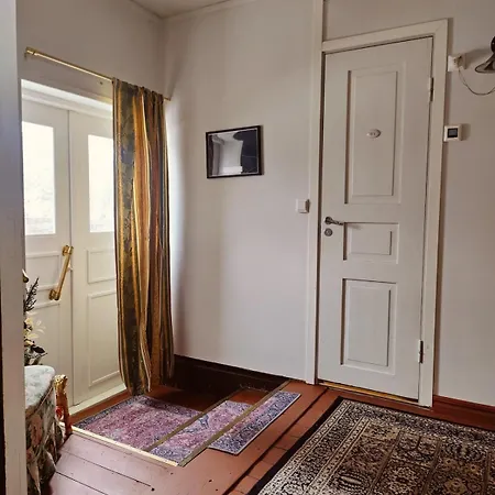 Wanha Apteekkari In Old Town, Apartamento Raahe