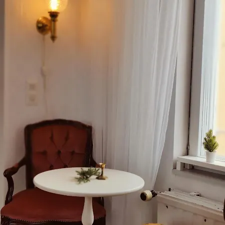 Wanha Apteekkari In Old Town, *